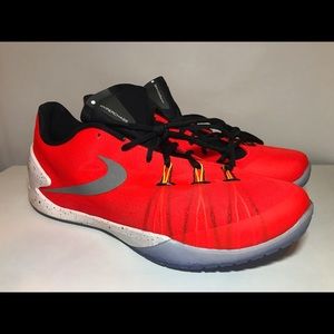 New Nike Hyperchase PRM Crimson Size 13